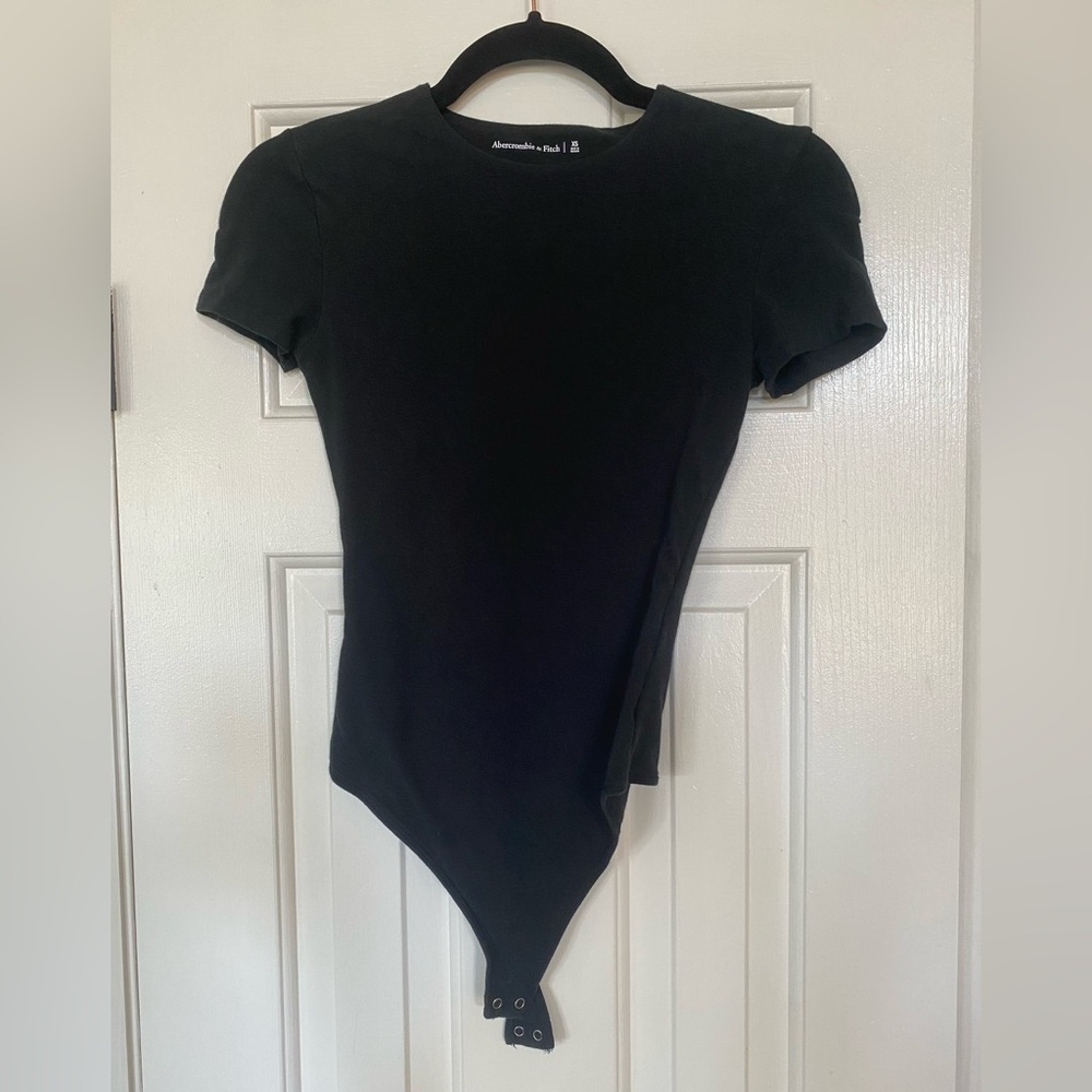 Abercrombie & Fitch Short-Sleeve Black Seamless Fabric Crew Bodysuit XS - Picture 2 of 3